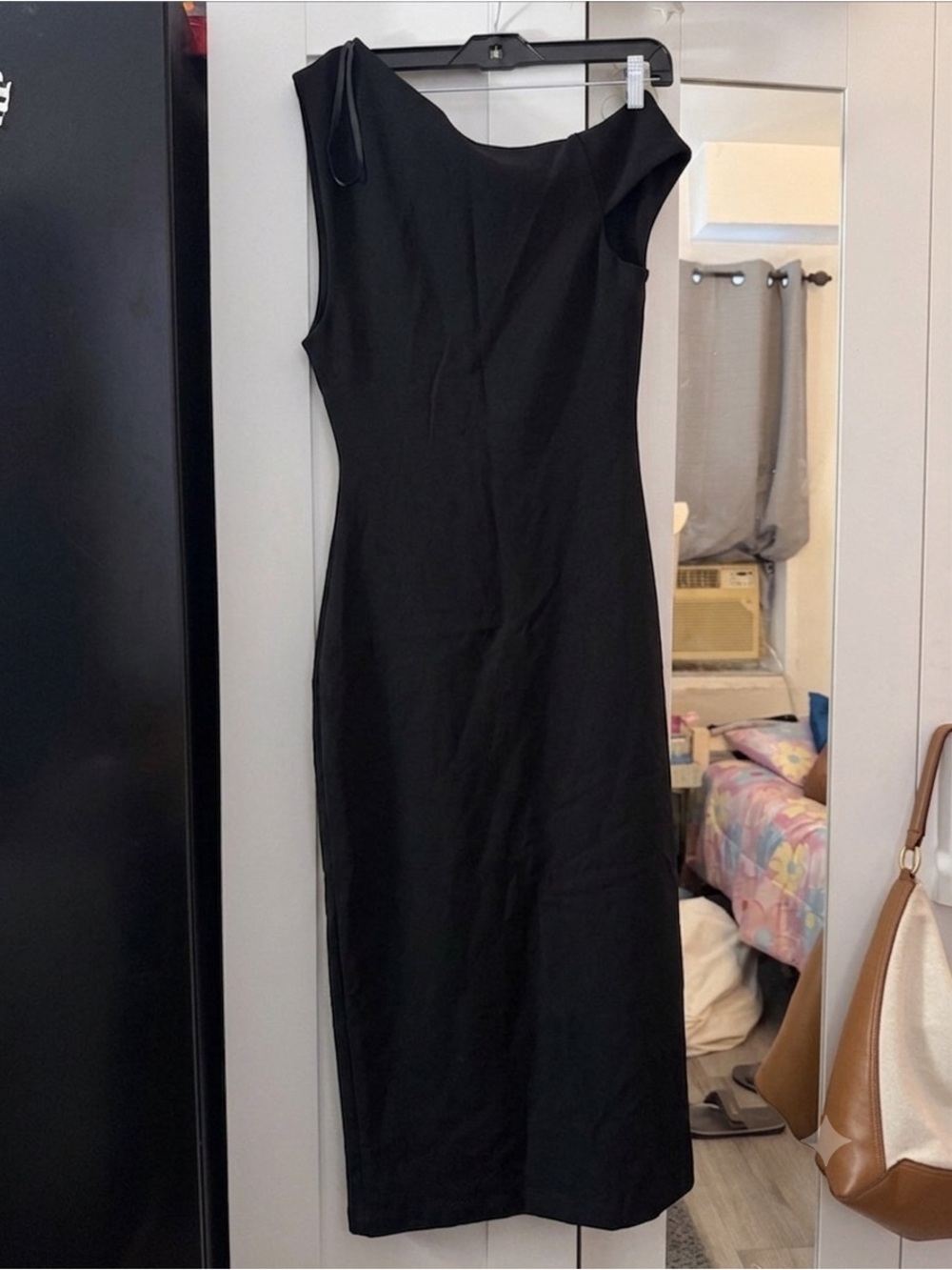 Zara Black One-Shoulder Sheath Dress - Picture 7 of 8